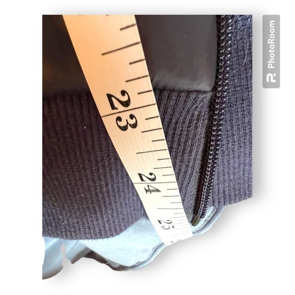 Uniqlo quilted and fleece jacket, mostly cotton, S. - Picture 4 of 9